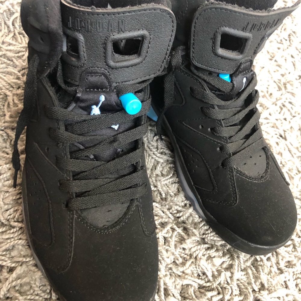 Air Jordan - Picture 2 of 3